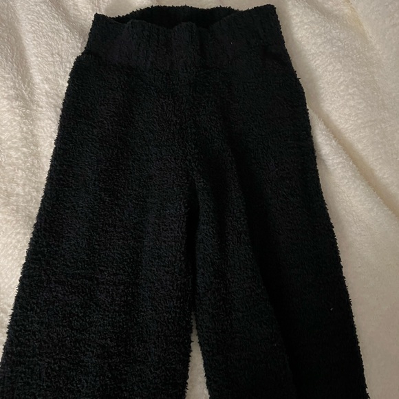 TWO skims cozy sets in s/m - Picture 10 of 10